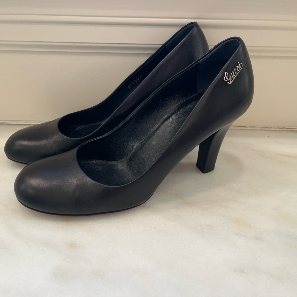 Authentic Gucci Pumps - image 4